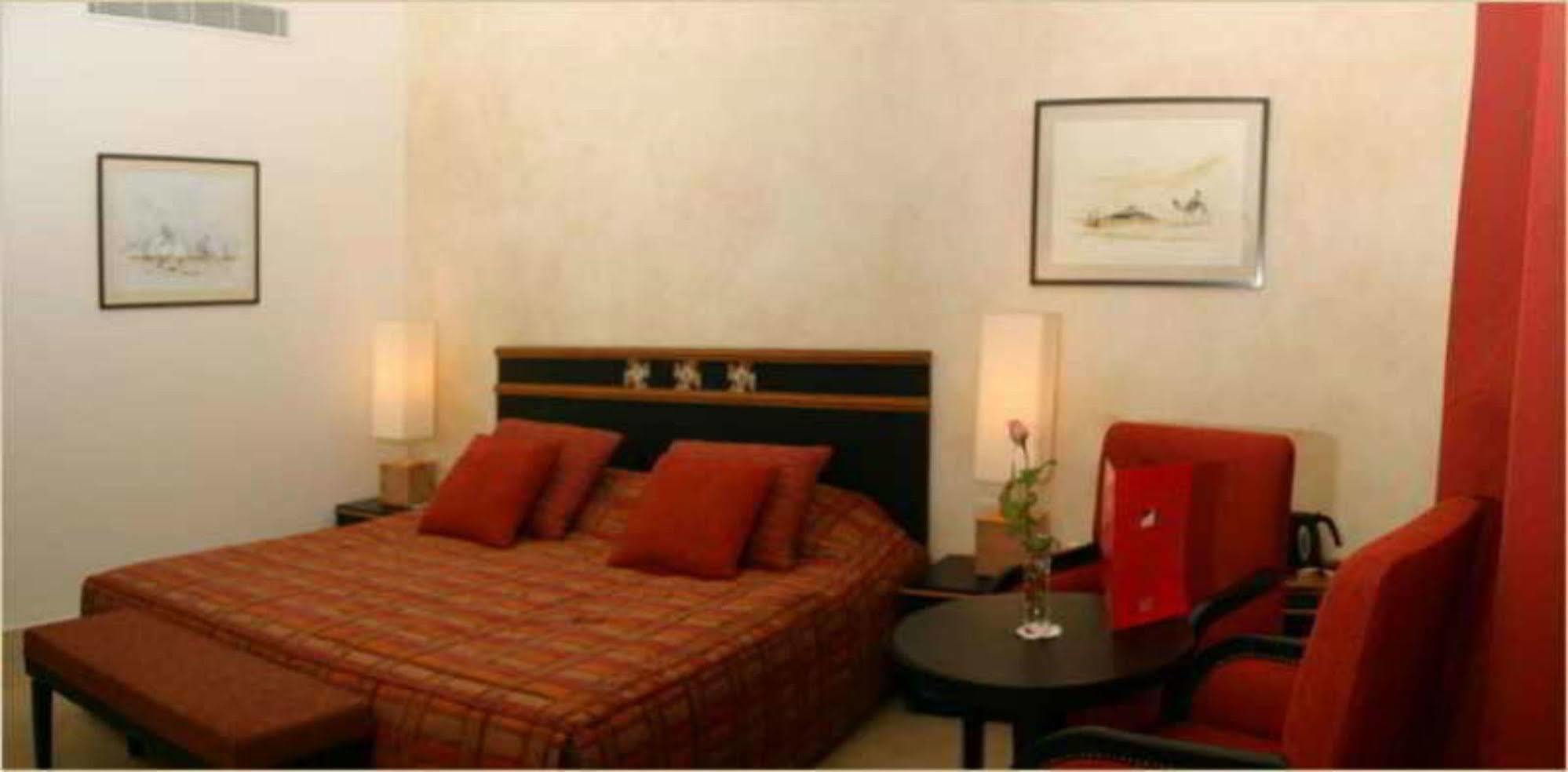 Hotel Borj Dhiafa Gobernación de Gobernación de Sfax Habitación foto